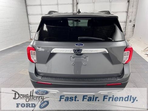 Used 2023 Ford Explorer XLT w/ Equipment Group 202A image 6
