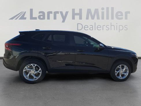 New 2026 Chevrolet Trax LS w/ LS Convenience Package image 6