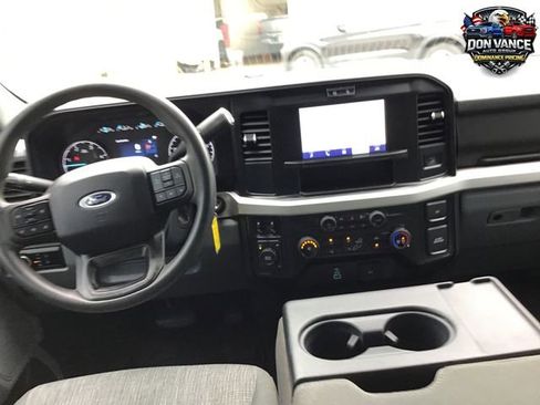 Used 2025 Ford F350 XLT w/ 360-Degree Camera Package AWD/4WD image 14