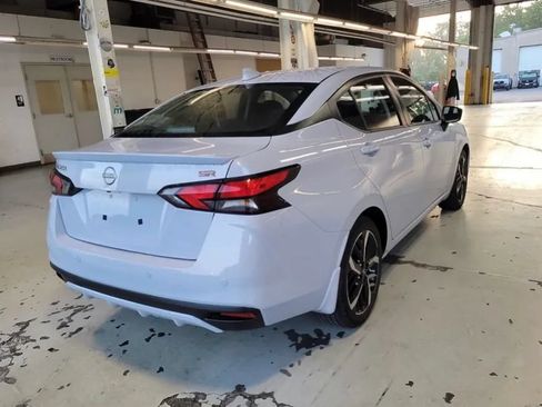 Used 2025 Nissan Versa SR w/ Trunk Package FWD image 4