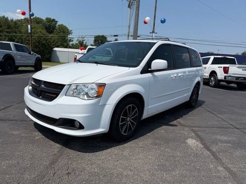 Used 2017 Dodge Grand Caravan GT FWD image 15