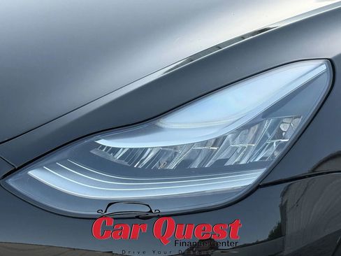 Used 2019 Tesla Model 3 Standard Range Plus image 20