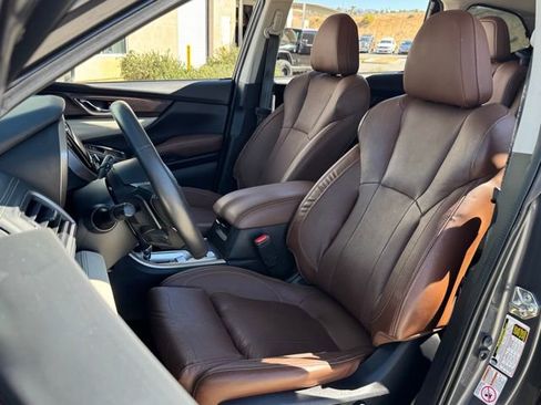 Used 2019 Subaru Ascent Touring image 27