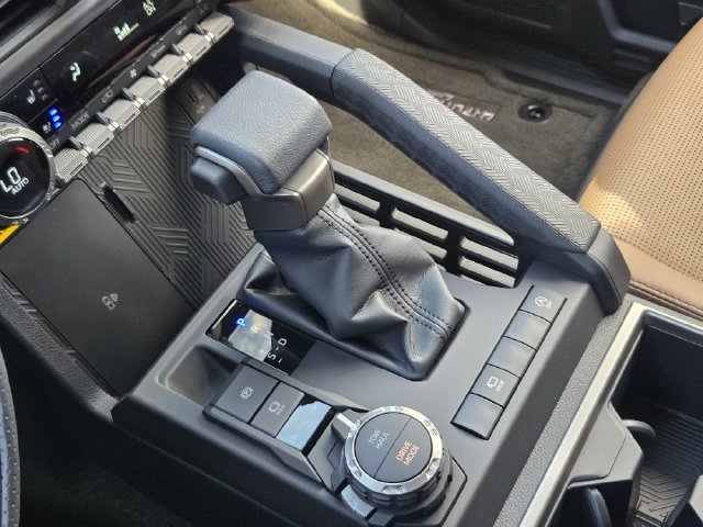 New 2026 Toyota 4Runner Limited AWD/4WD image 18