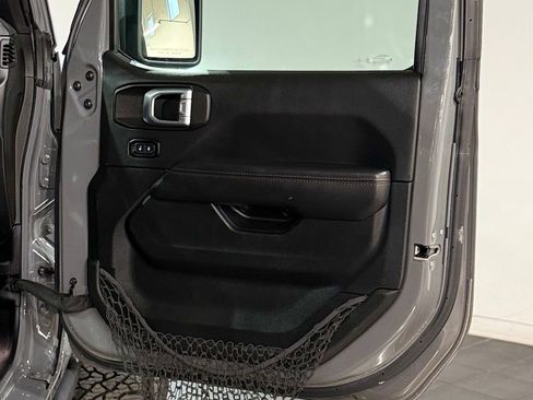 Used 2021 Jeep Wrangler Unlimited Rubicon image 48