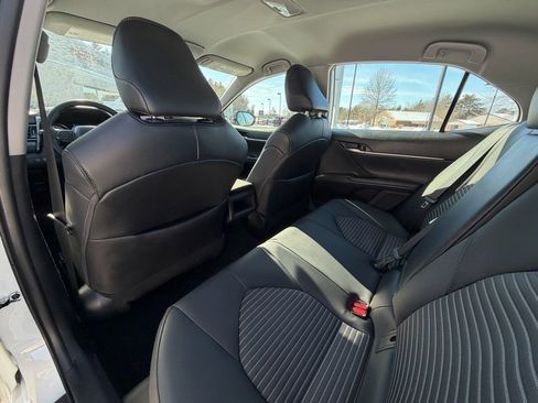 Used 2024 Toyota Camry SE FWD image 27