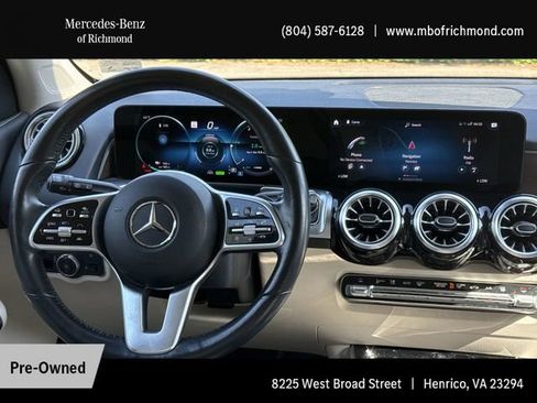 Used 2022 Mercedes-Benz EQB 300 4MATIC image 18