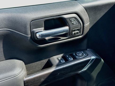Used 2020 Chevrolet Silverado 1500 LTZ w/ LTZ Plus Package AWD/4WD image 19