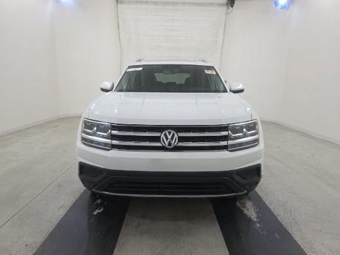 Used 2018 Volkswagen Atlas Launch Edition FWD image 4
