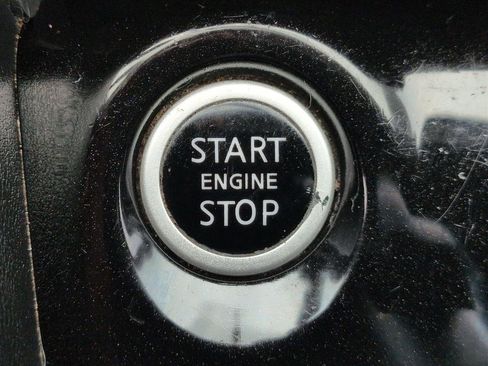 Used 2019 Nissan Kicks SV FWD image 26