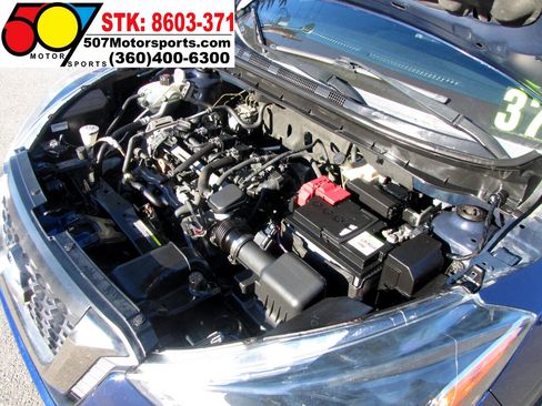 Used 2019 Nissan Kicks SR w/ SR Premium Package image 22