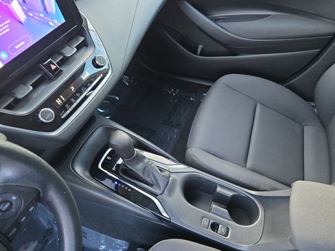 Used 2024 Toyota Corolla LE image 25