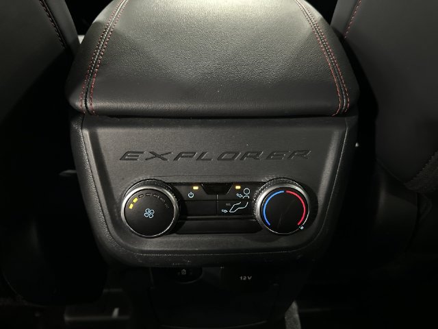 Used 2025 Ford Explorer ST-Line AWD/4WD image 36