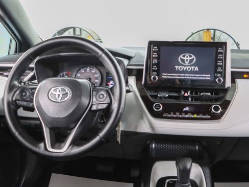 Used 2020 Toyota Corolla SE FWD image 17