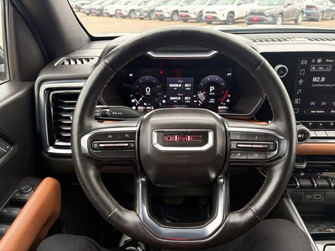 Used 2024 GMC Canyon AT4 w/ AT4 Premium Package image 19