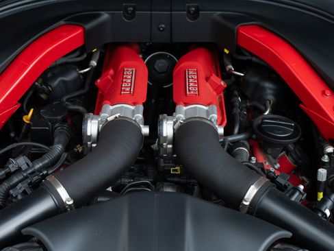 Used 2019 Ferrari Portofino image 50