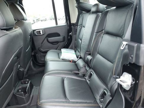 New 2026 Jeep Gladiator Sport image 12