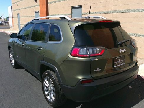 Used 2021 Jeep Cherokee Latitude Plus image 6
