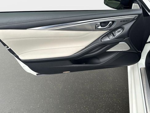 Used 2022 INFINITI Q60 3.0t Luxe w/ Essential Package image 10