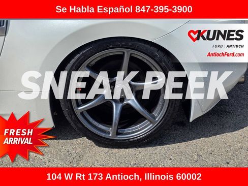 Used 2014 Nissan 370Z Touring RWD image 13
