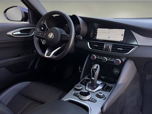Used 2024 Alfa Romeo Giulia Ti image 10