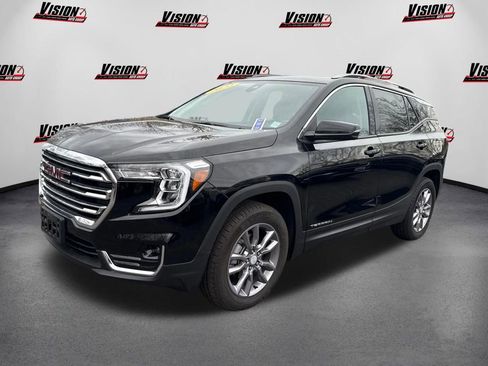 Used 2022 GMC Terrain SLT image 1
