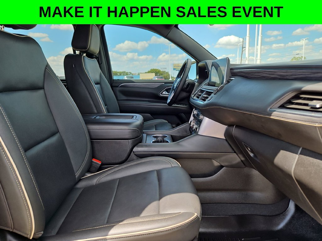 Used 2024 GMC Yukon SLT w/ SLT Luxury Package AWD/4WD image 28