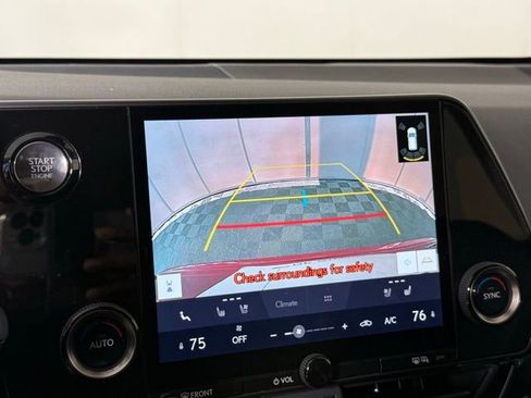 Certified 2025 Lexus NX 250 FWD w/ Premium Package image 18