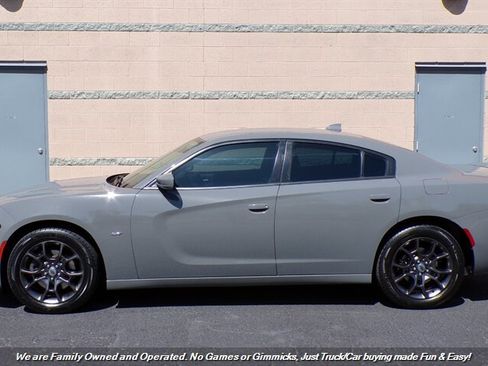 Used 2018 Dodge Charger GT AWD/4WD image 5