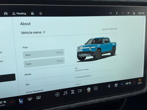 Used 2022 Rivian R1T Adventure AWD/4WD image 26