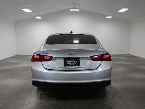 Used 2019 Chevrolet Malibu LS image 8
