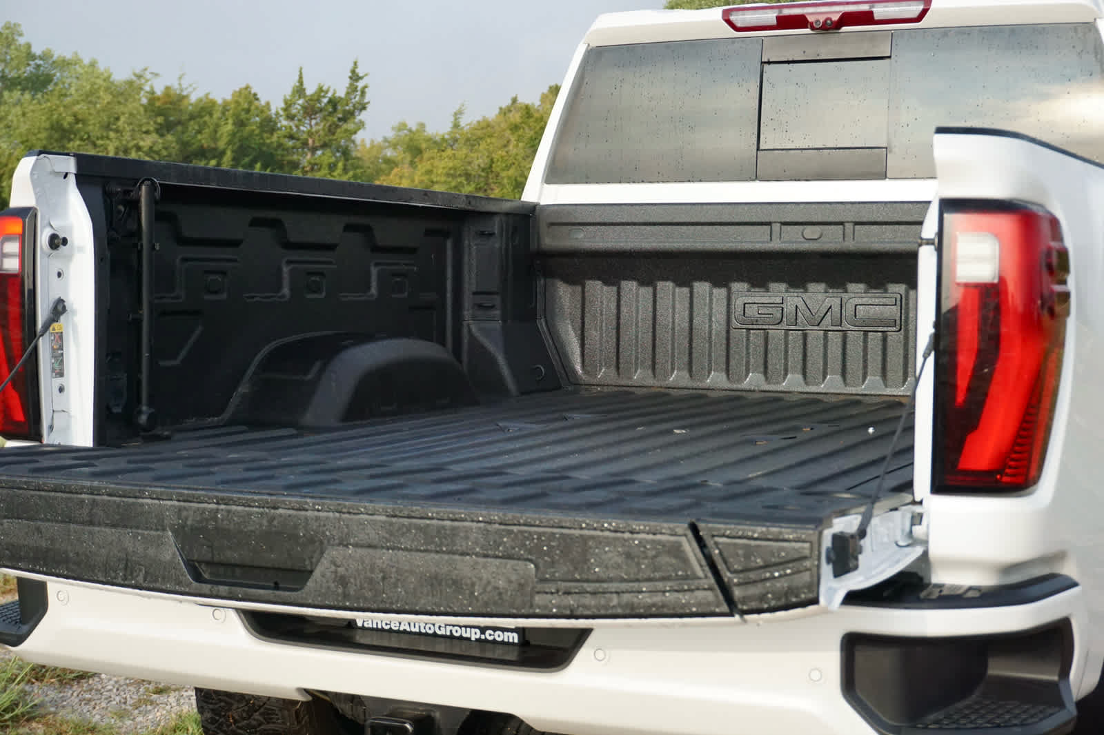 Used 2025 GMC Sierra 2500 Denali w/ Denali Reserve Package AWD/4WD image 45