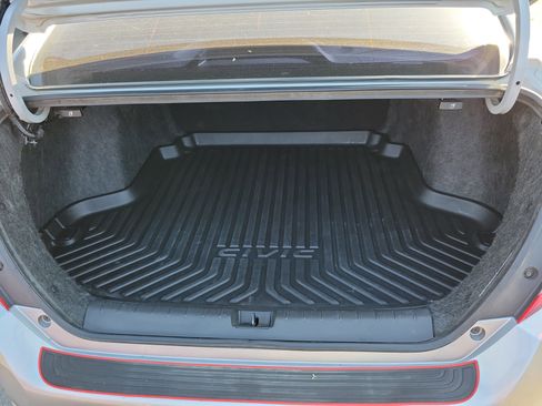 Used 2019 Honda Civic Sport image 12