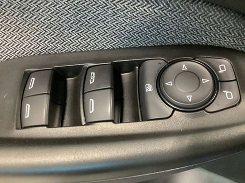 Used 2024 Chevrolet TrailBlazer LT w/ Driver Confidence Package image 19