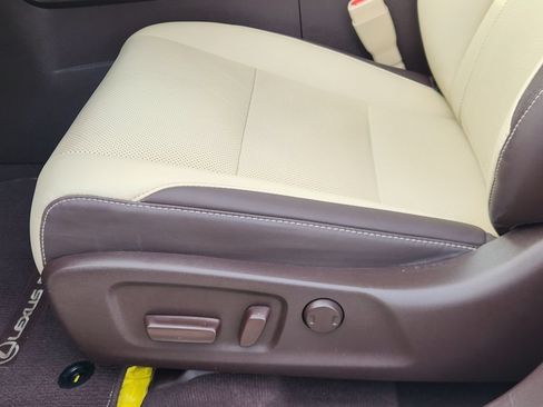 Used 2017 Lexus RX 350 FWD w/ Premium Package image 23