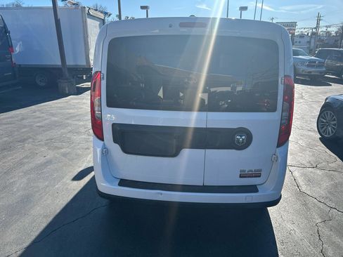 Used 2020 RAM ProMaster City Tradesman SLT w/ Window Group 05 FWD image 5