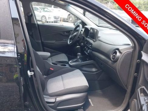 Used 2023 Hyundai Kona SE AWD/4WD image 5