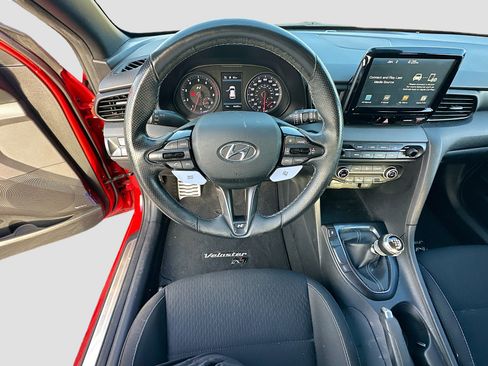 Used 2019 Hyundai Veloster N N image 21