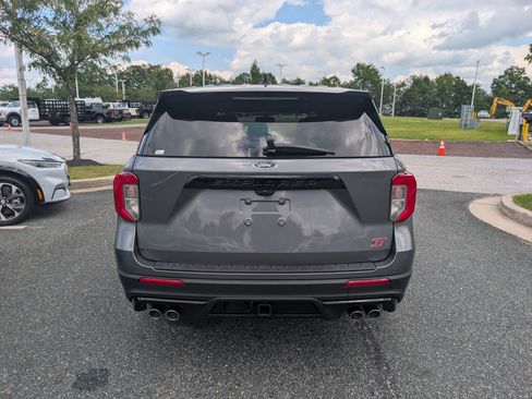 Certified 2022 Ford Explorer ST w/ Equipment Group 401A AWD/4WD image 4