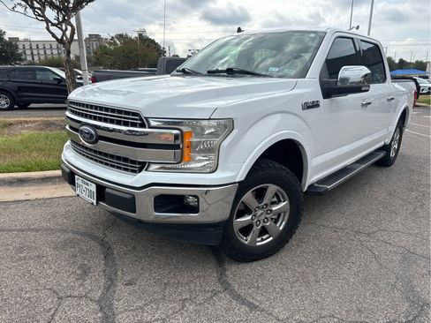 Used 2019 Ford F150 Lariat RWD image 2