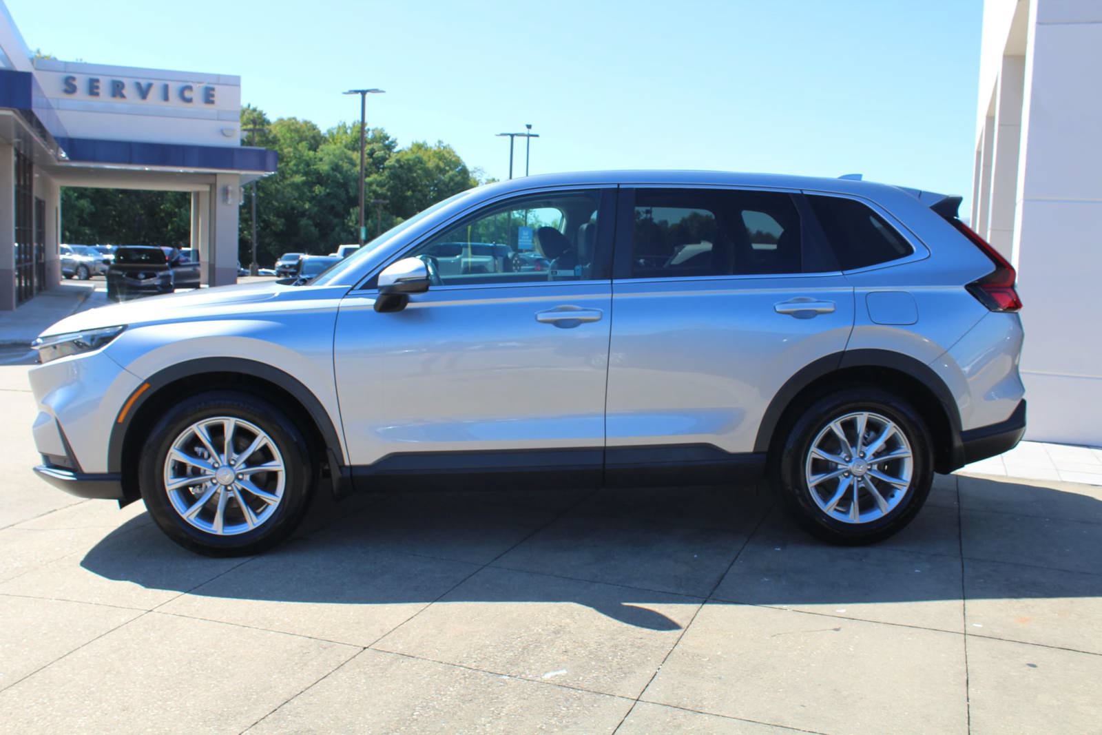 Used 2024 Honda CR-V EX-L image 7