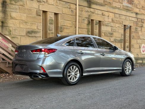Used 2018 Hyundai Sonata SE FWD image 4