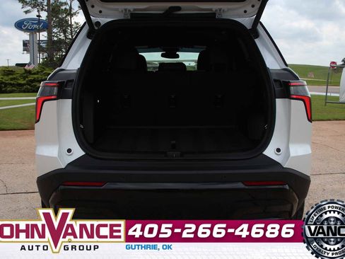 Used 2025 Chevrolet Equinox RS image 9