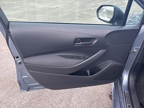 Used 2023 Toyota Corolla LE image 36