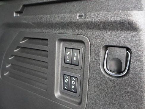 New 2025 Buick Enclave Sport Touring w/ Power Package image 17