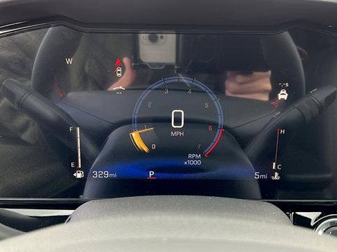 New 2025 Chevrolet Trax RS w/ Driver Confidence Package image 26