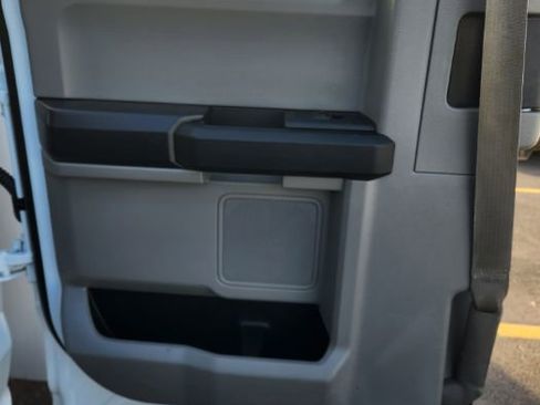 Used 2017 Ford F250 XL w/ Power Equipment Group image 16