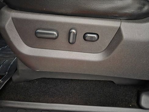 Used 2015 Ford F250 Lariat w/ Lariat Ultimate Package image 71