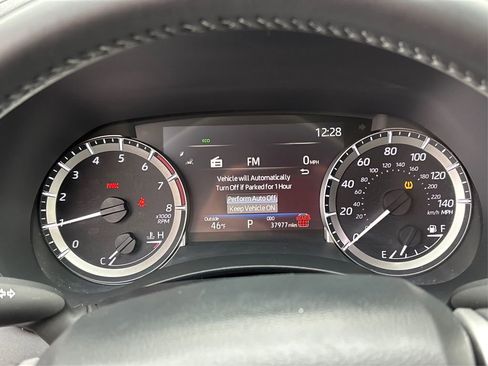 Used 2024 Toyota Highlander XLE image 20