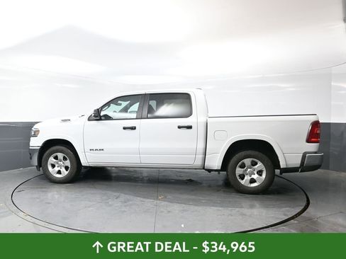 Used 2025 RAM 1500 Big Horn AWD/4WD image 12